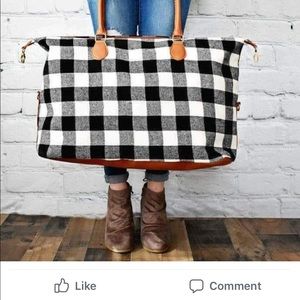 NWOT Black and White Buffalo Plaid Weekender Tote